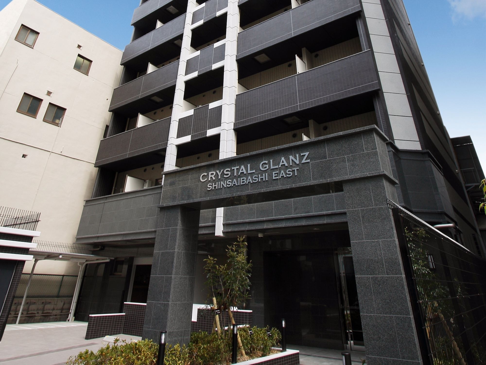 CRYSTALGRANZ心斎橋EAST